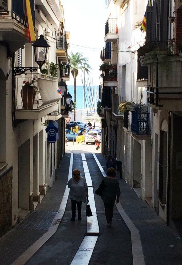 Love Sitges & Beach Bagian luar foto